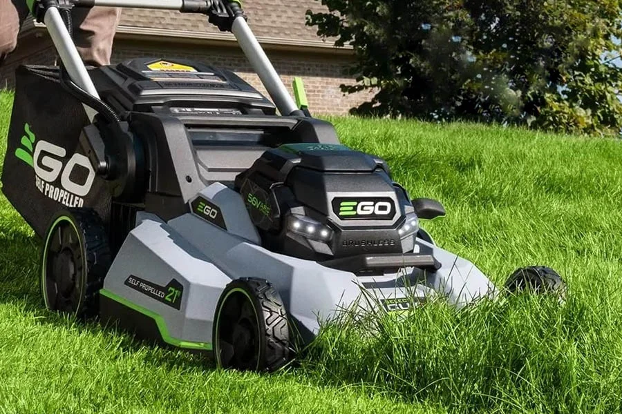 electric lawnmower